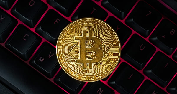 bitcoin stipendio minatore piattaforma di trading bitcoin a dubai